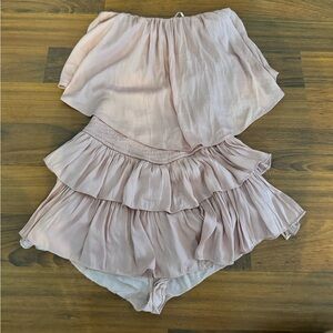 Light pink strapless ropmer